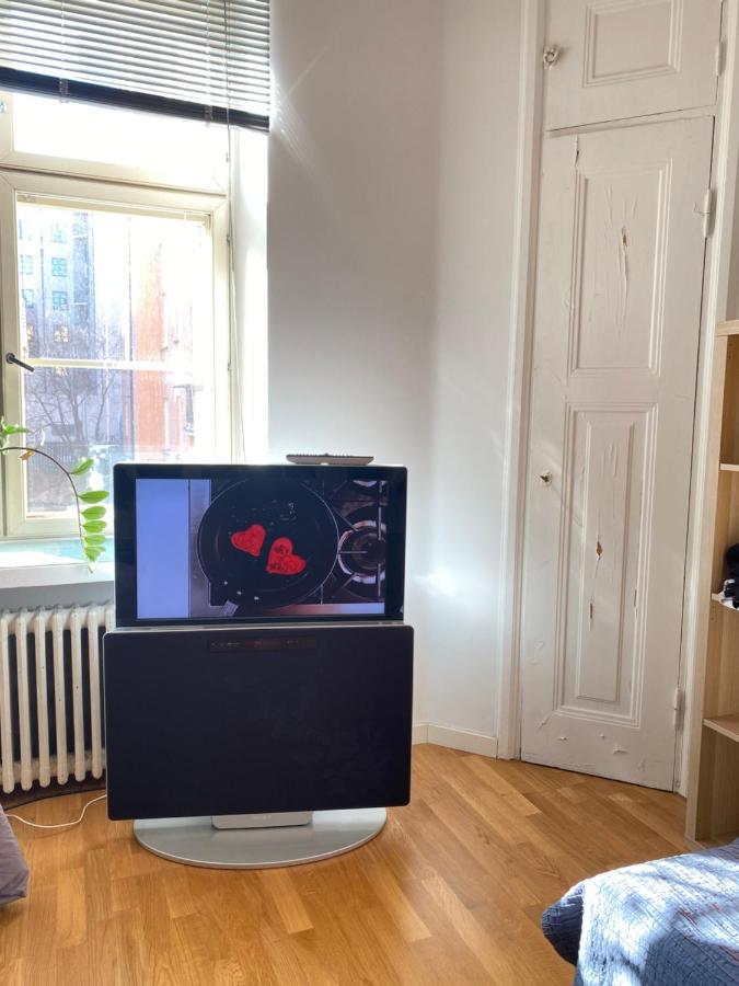 Big Studio Close To Center With Wifi Helsinki Exterior photo